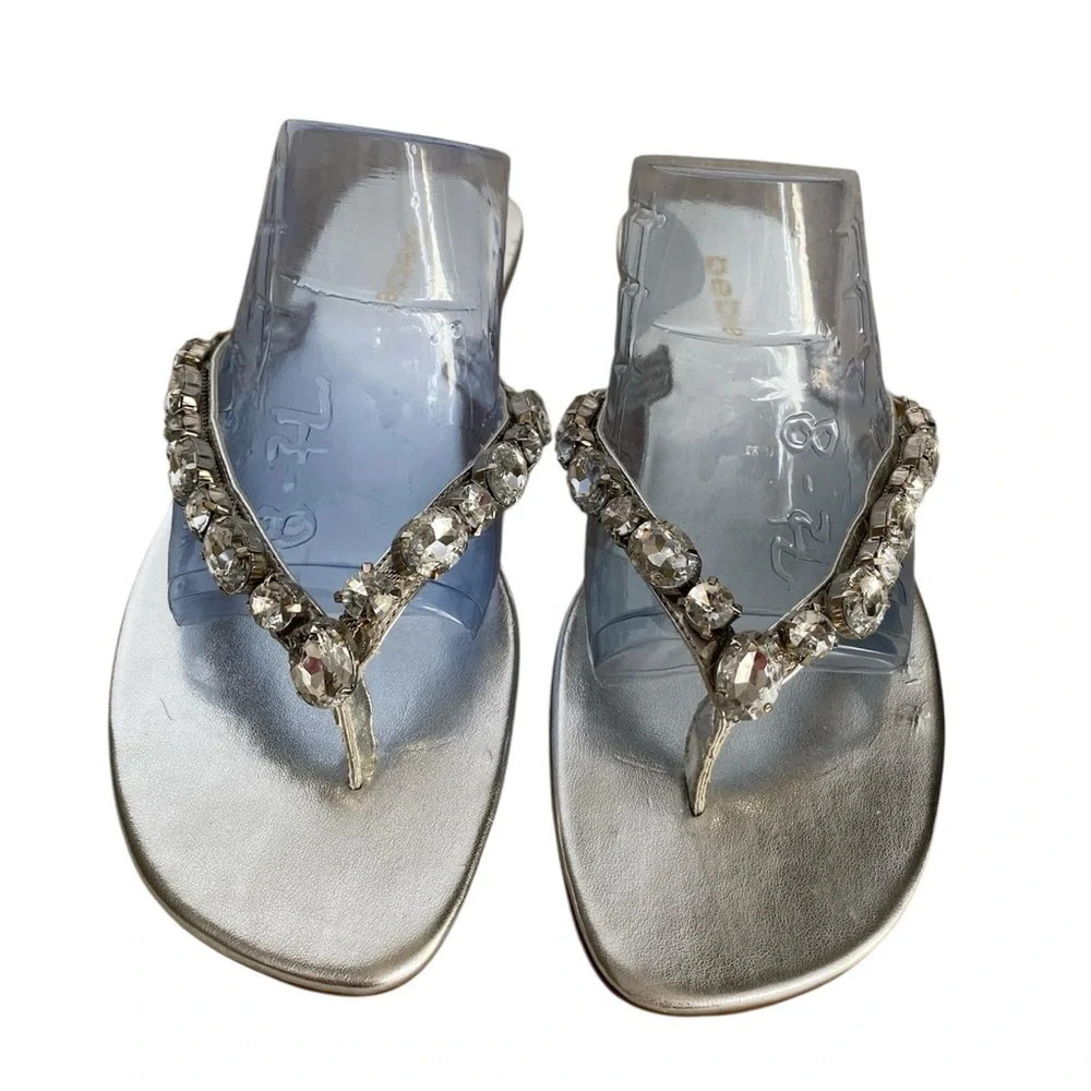 Bebe Y2K Vintage Heiress Silver Metallic Rhinestone Thong Sandals Women’s Size 9